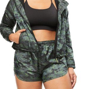 NWT Good American Fast Track Camo Running Shorts